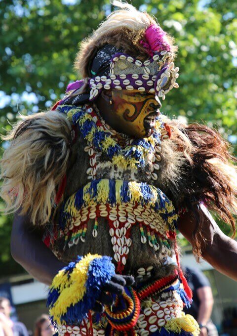 image danseur masqué